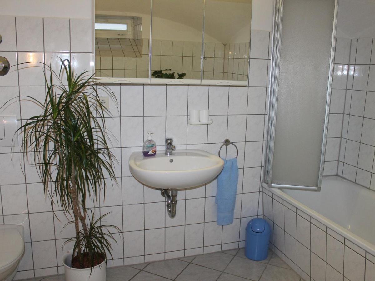 Comfy Apartment In Weissig With Garden מראה חיצוני תמונה
